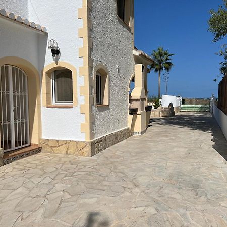 Chalet En La Playa Con Piscina Privada - Holavivienda Inmobiliaria Denia Exterior foto