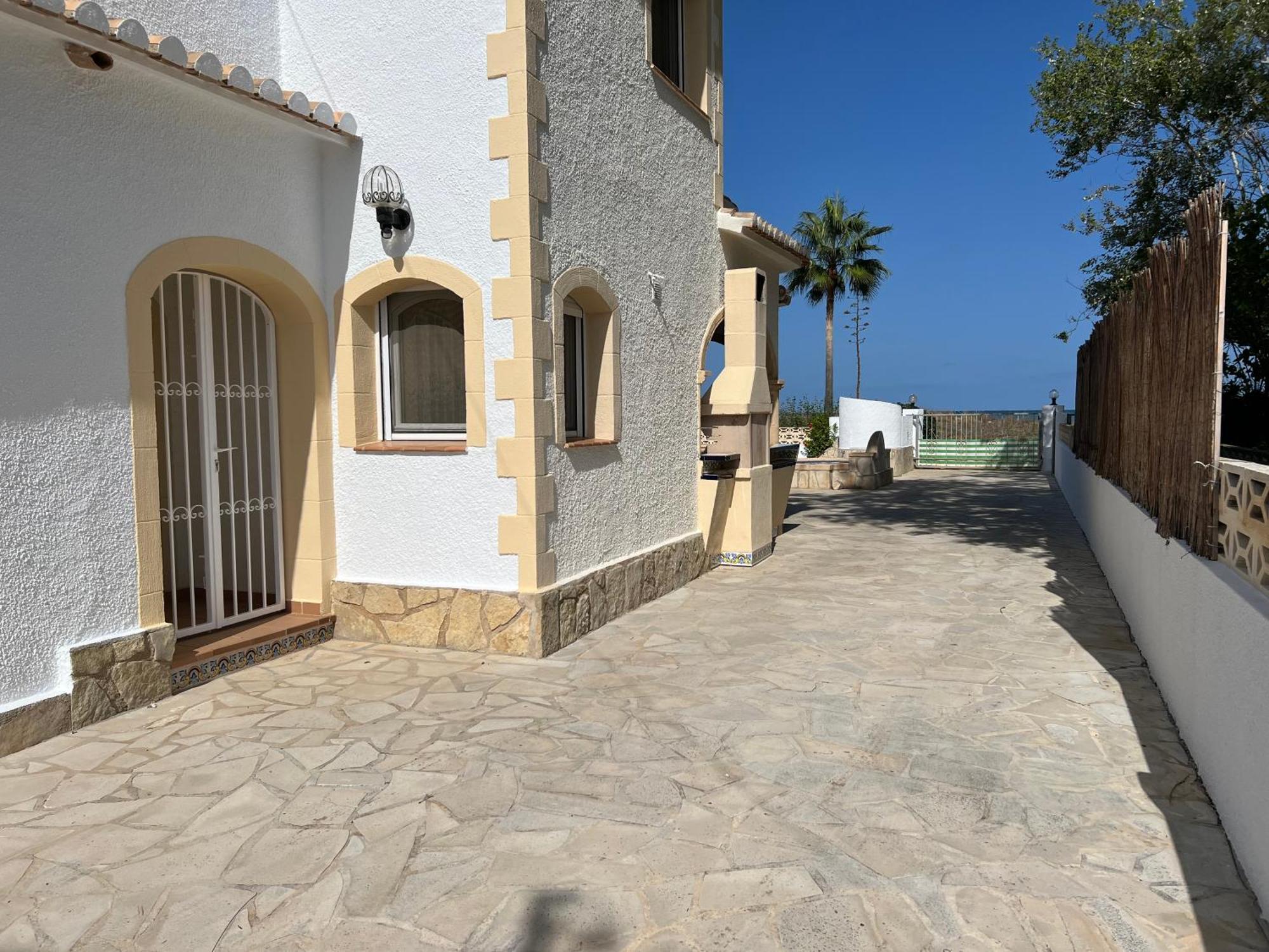 Chalet En La Playa Con Piscina Privada - Holavivienda Inmobiliaria Denia Exterior foto